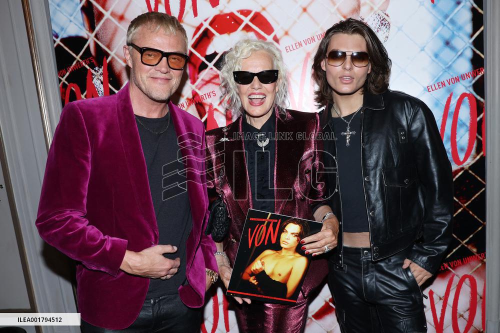 Ellen von Unwerth Party - Paris