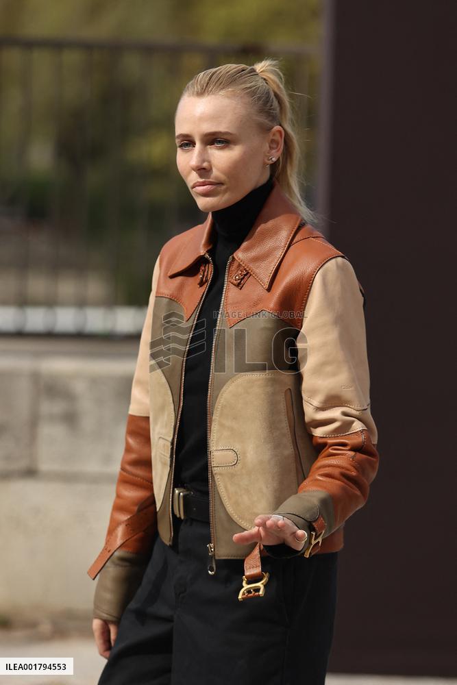 PFW - CHLOE Womenswear Spring/Summer 2024 - Arrivals NB