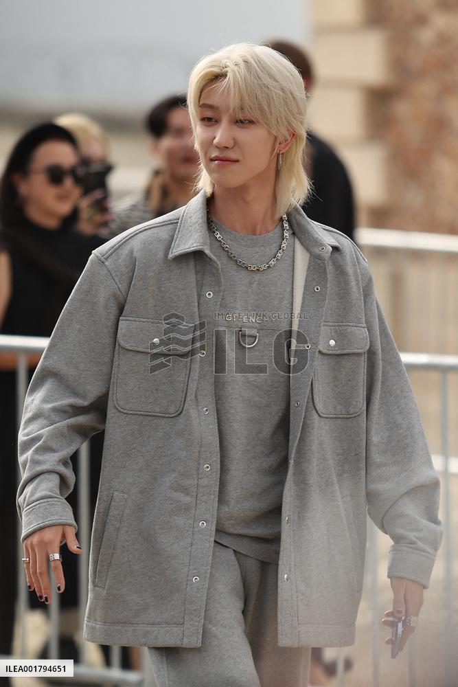 PFW - Givenchy Womenswear Spring/Summer 2024 - Arrivals NB