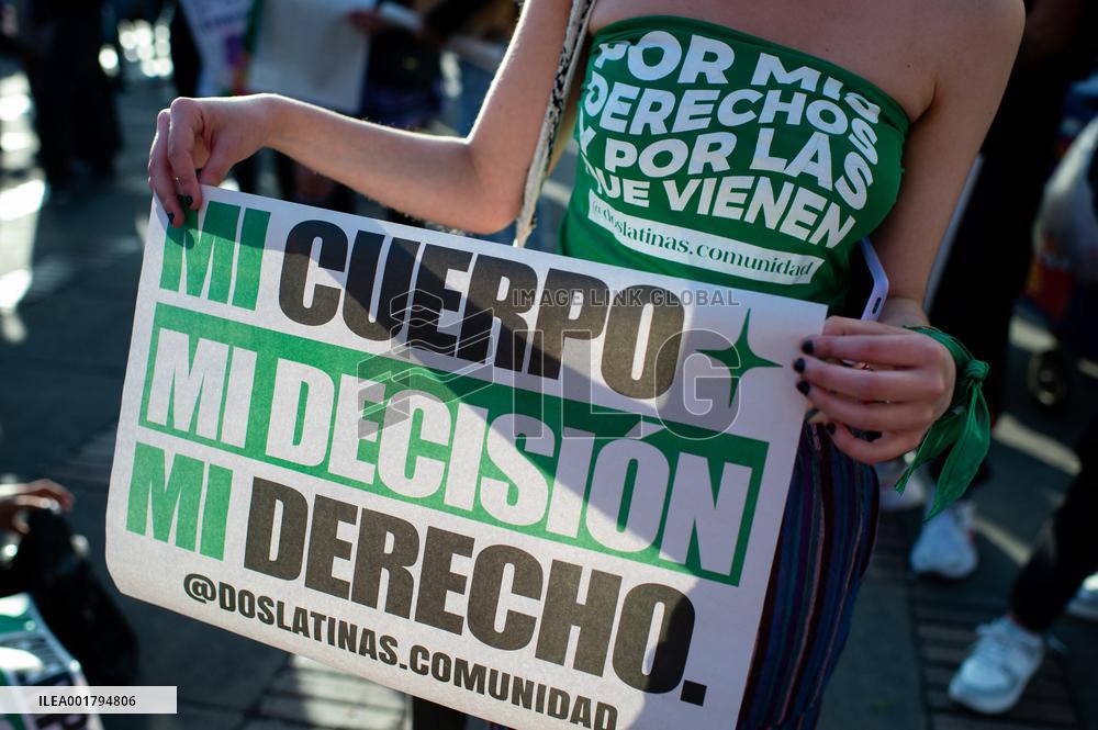 Women Protest in Support of Abortion Decriminalization in Colombia