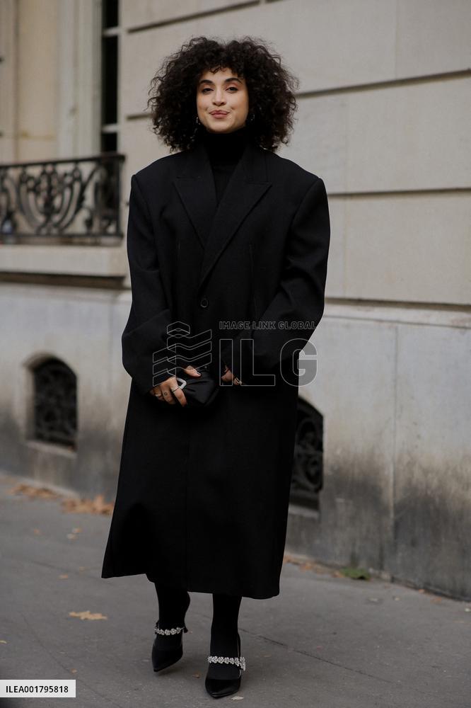 PFW - Roger Vivier Street Style