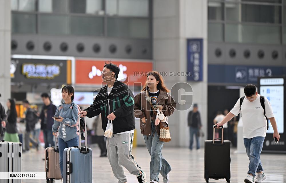 CHINA-HOLIDAY-TRAVEL RUSH(CN)