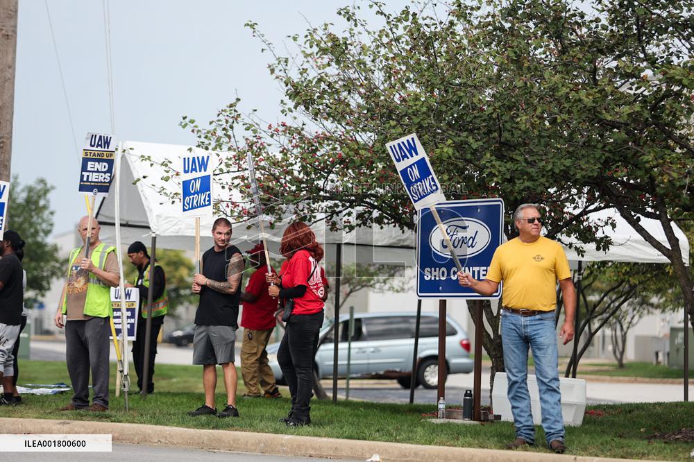 U.S.-CHICAGO-AUTO WORKERS-STRIKE-EXPANSION