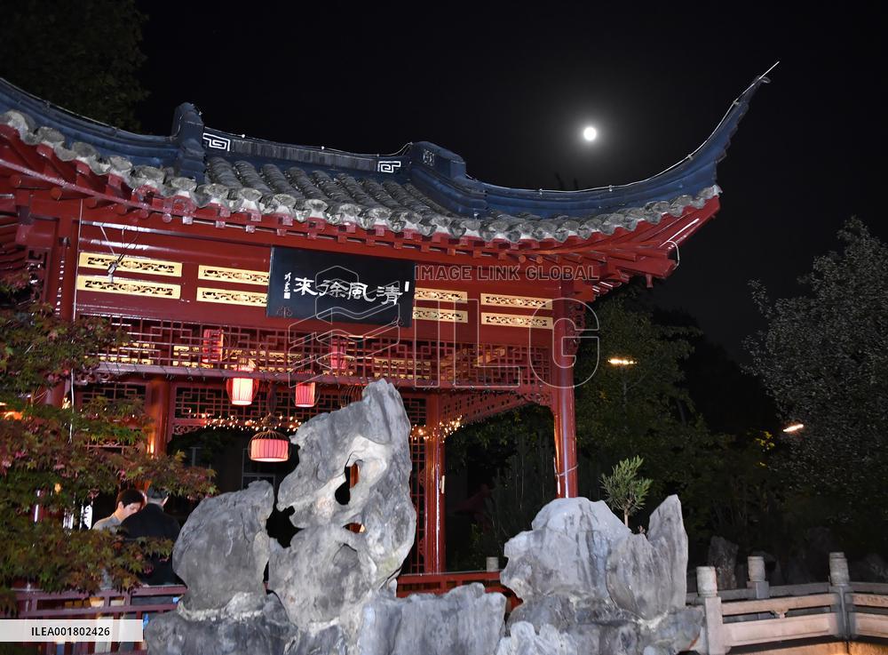 GERMANY-HAMBURG-YUYUAN GARDEN-MID-AUTUMN FESTIVAL-CELEBRATION