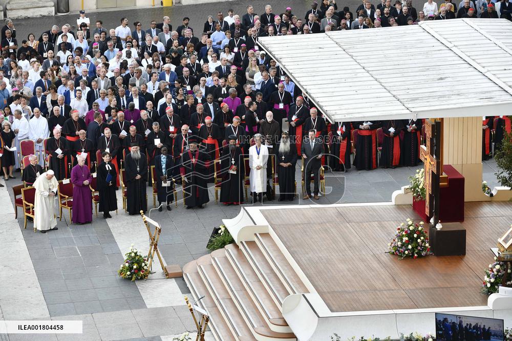 Ecumenical Prayer Vigil 'Together' With Pope Francis - Vatican