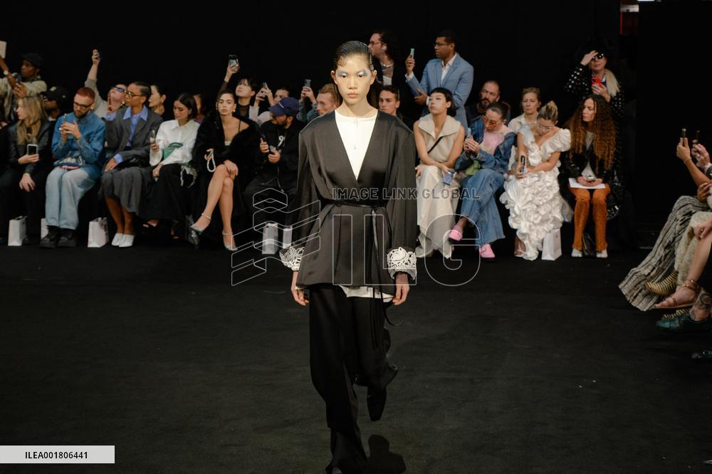 PFW - EENK Runway