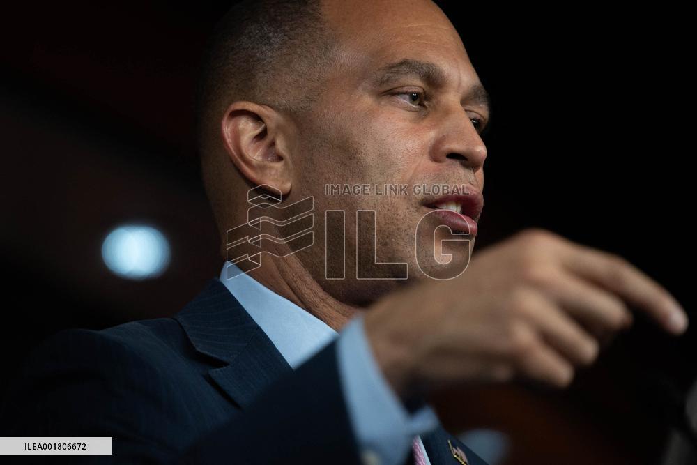 US Avoids Government Shutdown In Last-Minute Deal - Washington