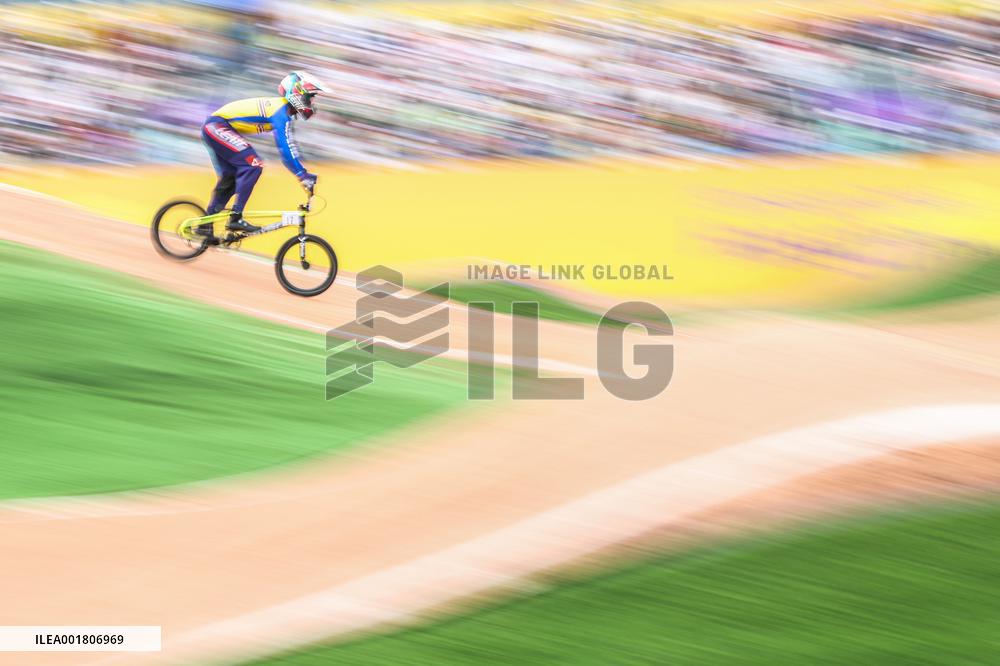 (SP)CHINA-CHUN'AN-ASIAN GAMES-CYCLING BMX RACING(CN)