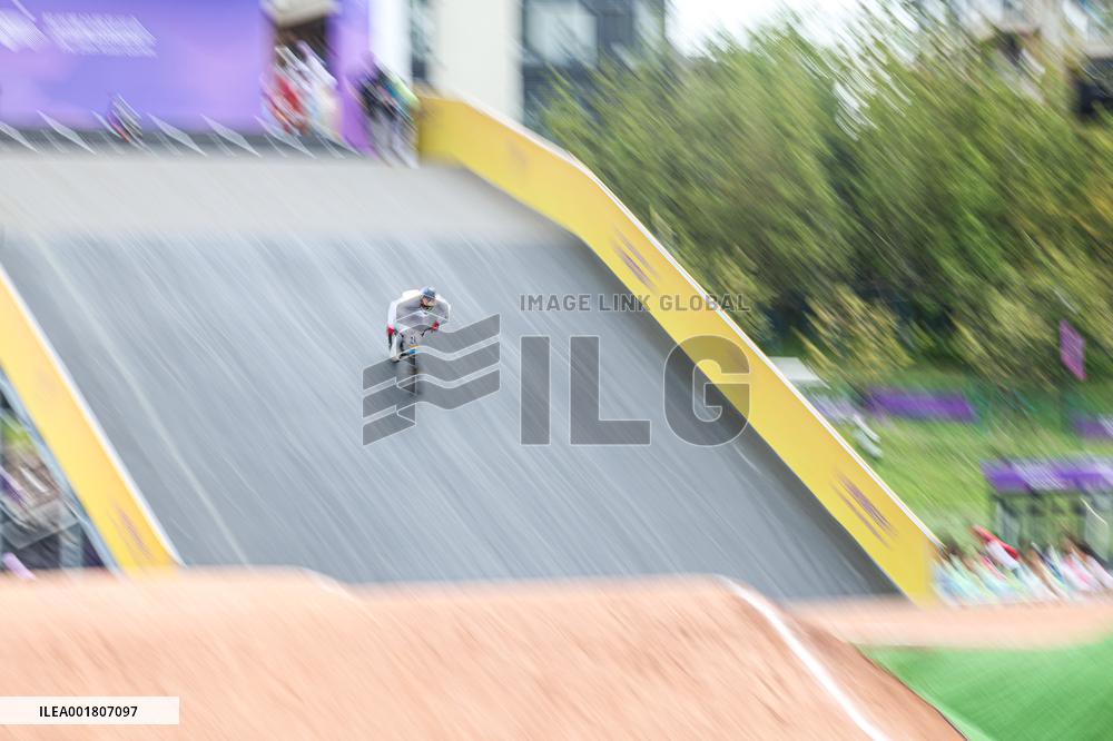 (SP)CHINA-CHUN'AN-ASIAN GAMES-CYCLING BMX RACING(CN)