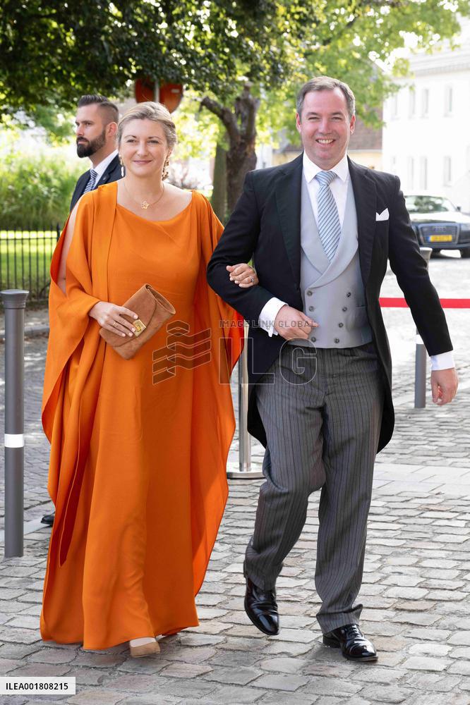 Wedding of Archiduc Alexander of Habsbourg-Lorraine and Countess Natacha Roumiantzoff-Pachkevitch - Beloeil