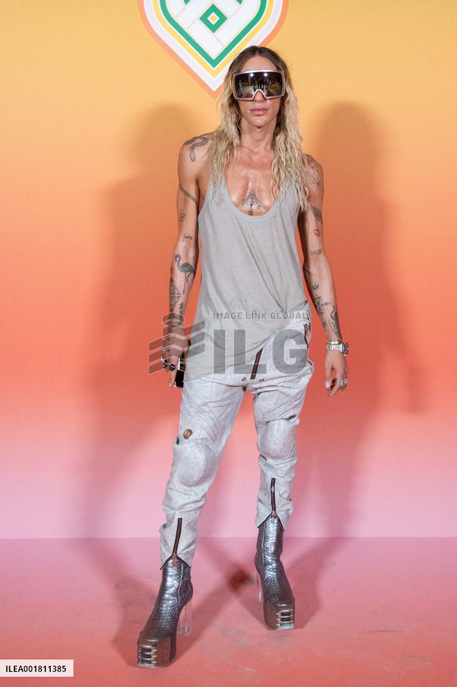 PFW Casablanca Photocall