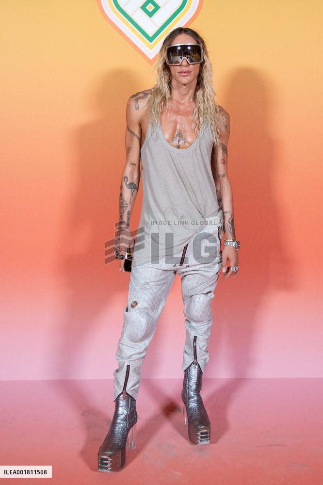 PFW Casablanca Photocall