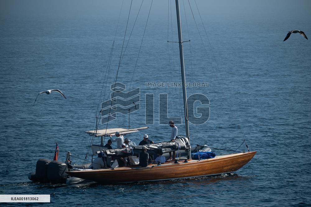 King Juan Carlos And Infanta Elena Enjoy The Third Day Of Regattas - Sanxenxo
