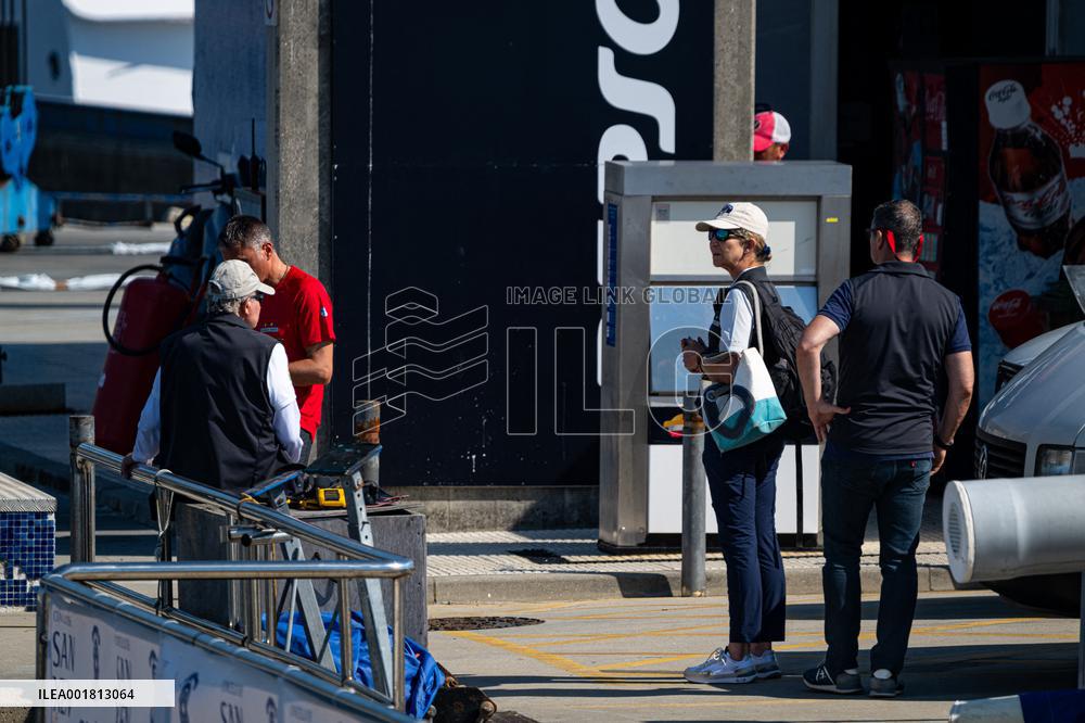King Juan Carlos And Infanta Elena Enjoy The Third Day Of Regattas - Sanxenxo
