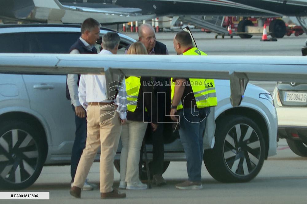 King Juan Carlos Leaves Spain After His Week - Sanxenxo