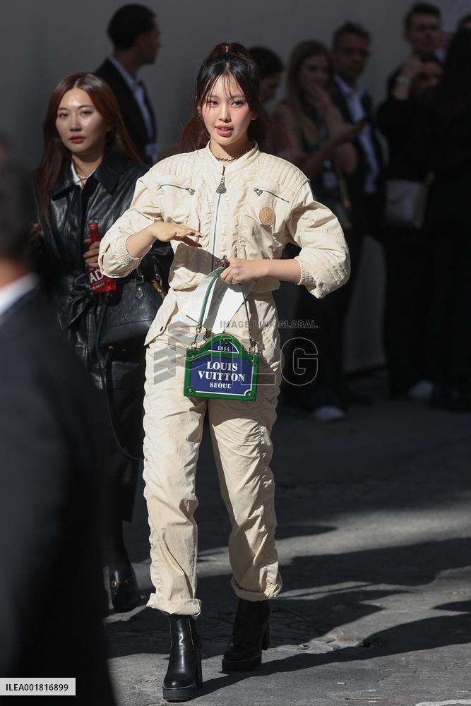 PFW - Louis Vuitton Womenswear Spring-Summer 2024 - Arrivals NB