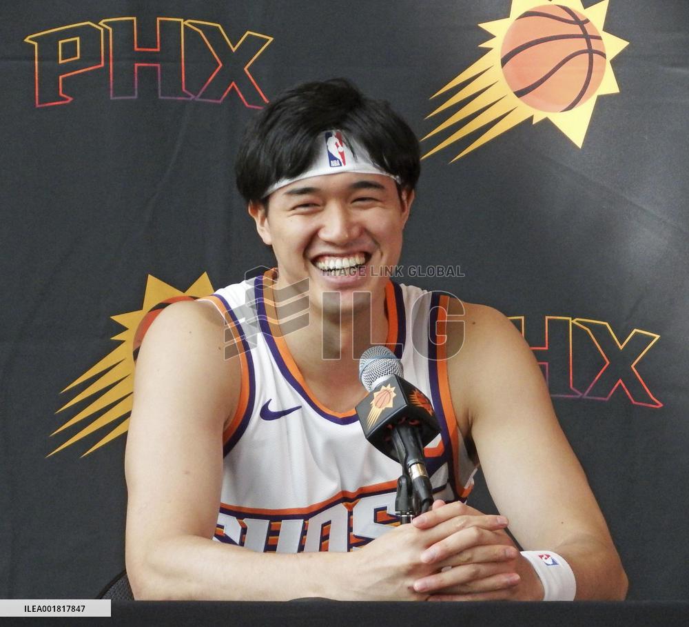 Basketball: Phoenix Suns' Yuta Watanabe