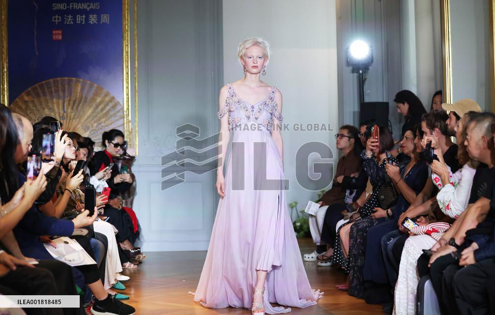 FRANCE-PARIS-FASHION SHOW-NUNU&NONO