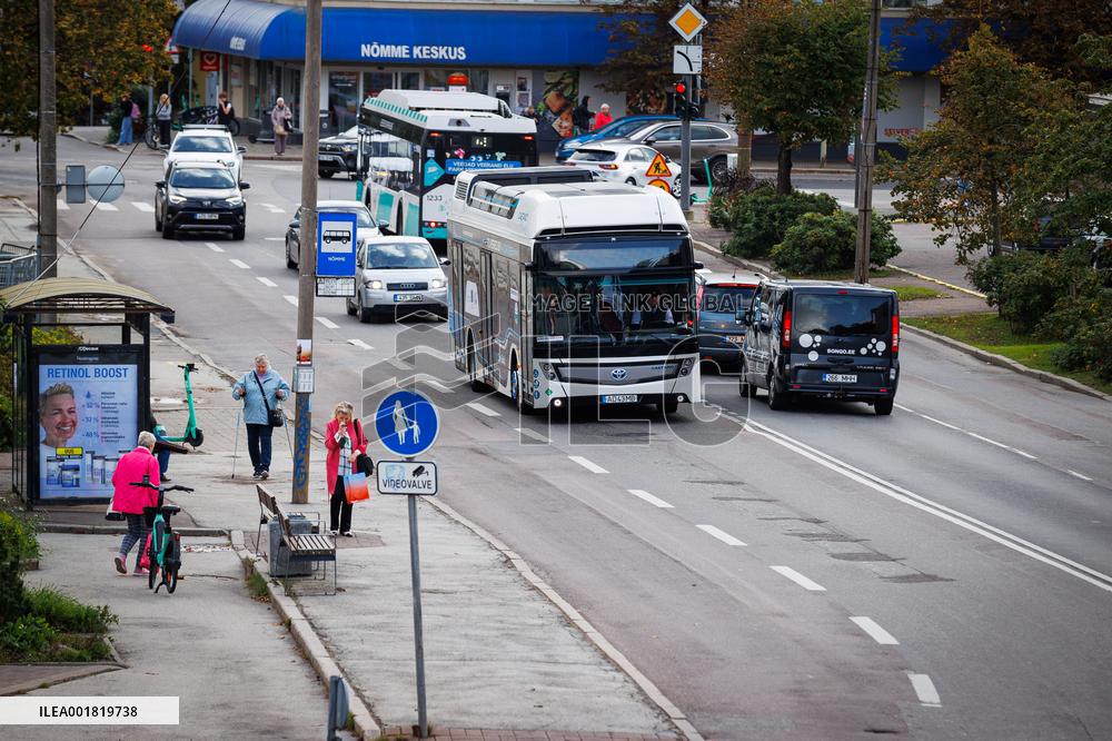 City of Tallinn test-driving hydrogen buses