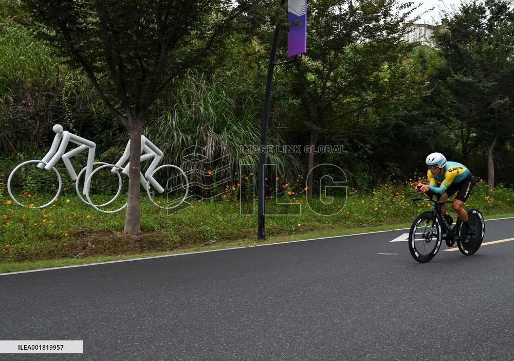 (SP)CHINA-CHUN'AN-ASIAN GAMES-CYCLING ROAD (CN)