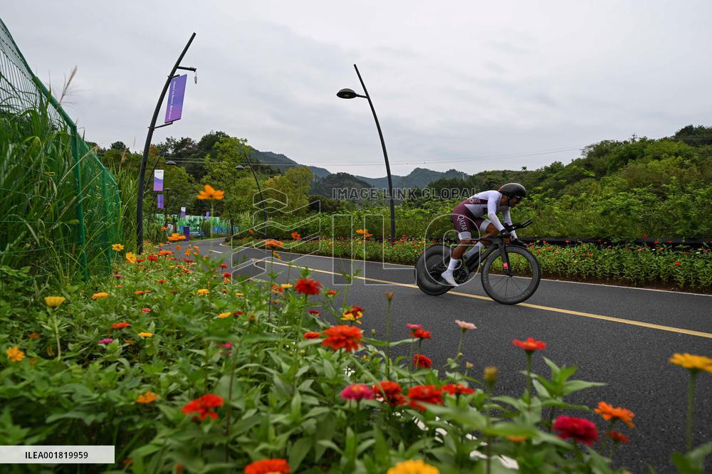 (SP)CHINA-CHUN'AN-ASIAN GAMES-CYCLING ROAD (CN)
