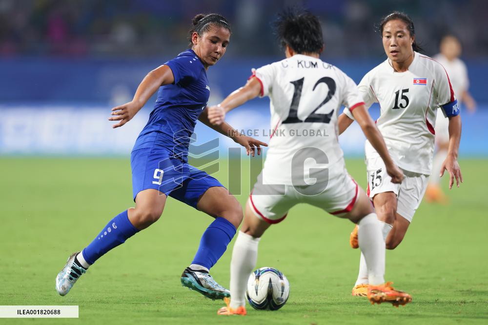 (SP)CHINA-HANGZHOU-ASIAN GAMES-FOOTBALL (CN)