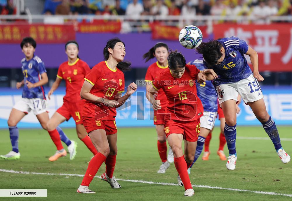 (SP)CHINA-HANGZHOU-ASIAN GAMES-WOMEN'S FOOTBALL-CHN VS JPN(CN)