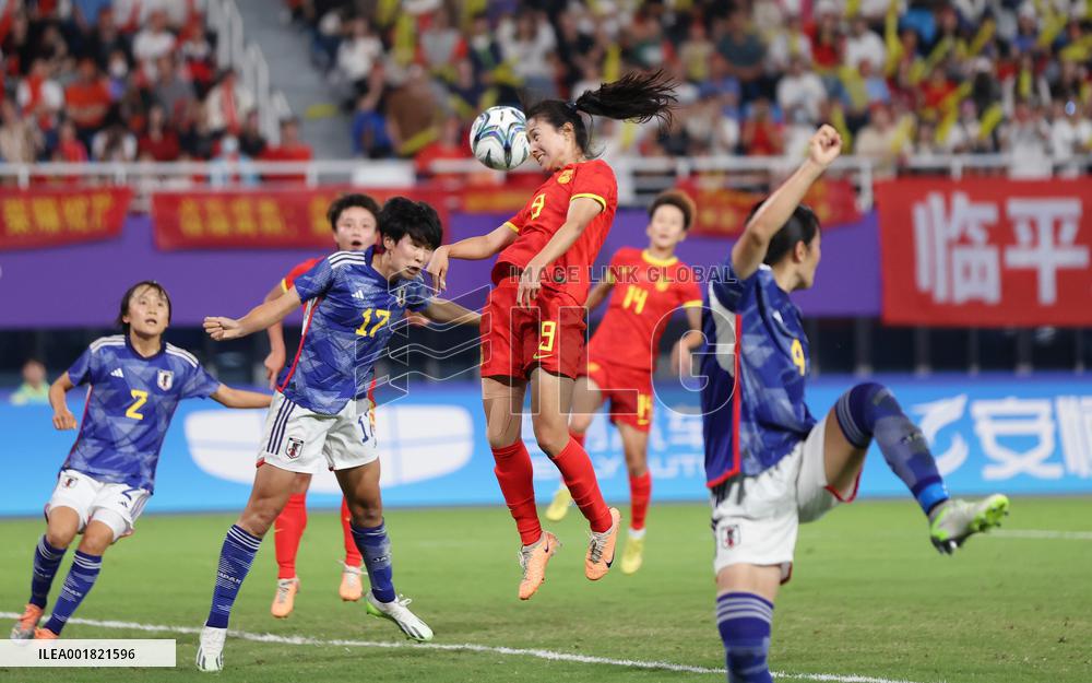 (SP)CHINA-HANGZHOU-ASIAN GAMES-WOMEN'S FOOTBALL-CHN VS JPN(CN)