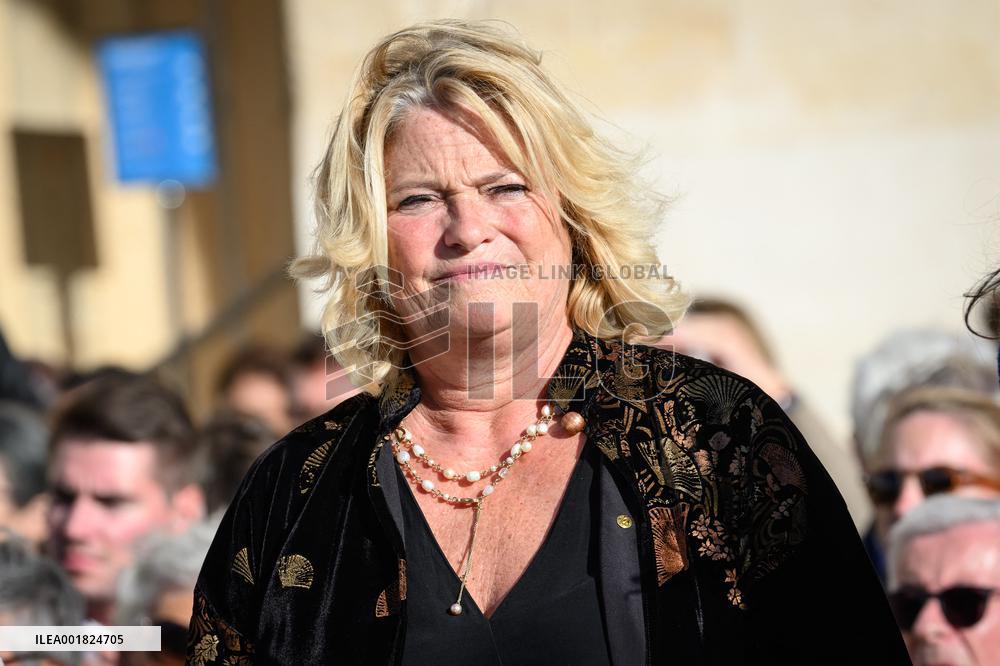 Tribute To Helene Carrere d'Encausse - Paris