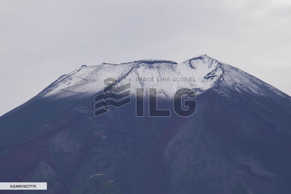 Snowcapped Mt. Fuji in Japan