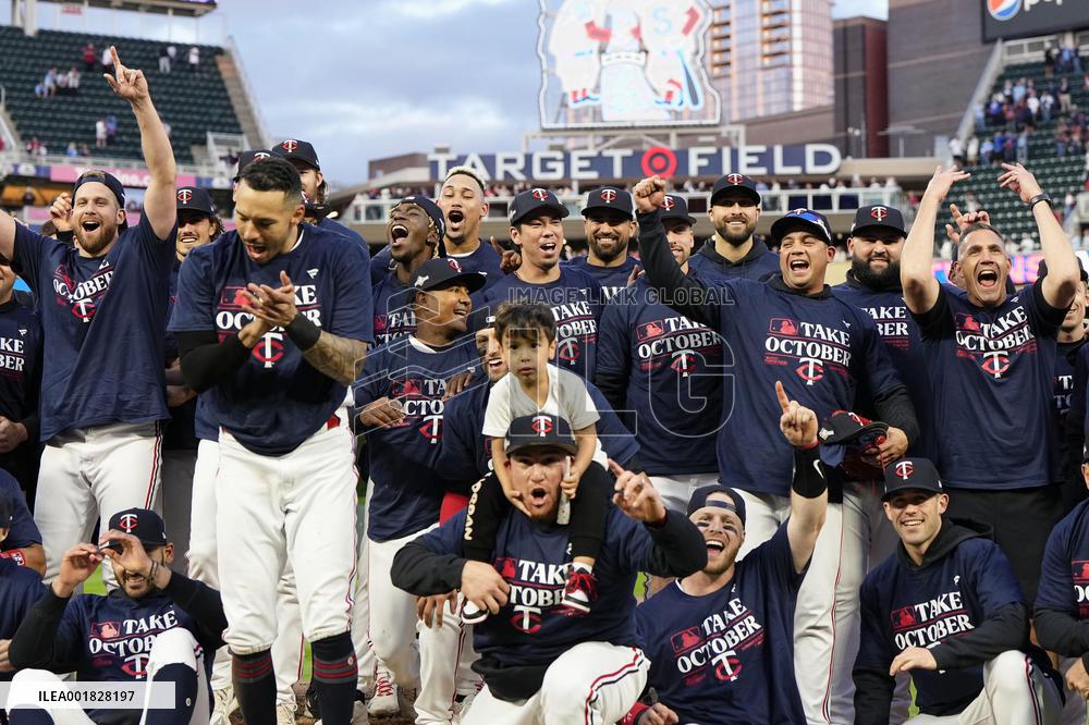 Baseball: Twins advance in MLB playoffs