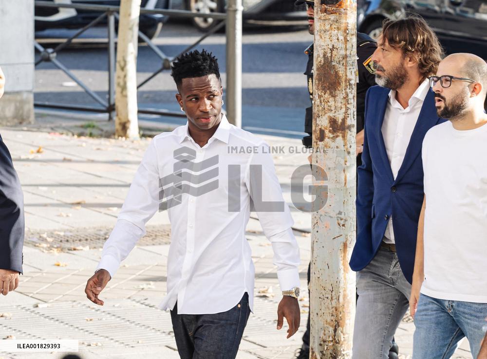 Vinicius Jr Testifies From On Racist Insults Received - Madrid