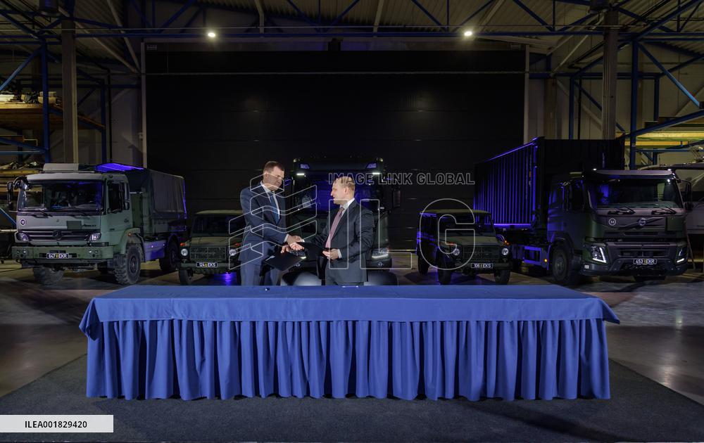 Joint Estonian- Latvian military vehicles tender