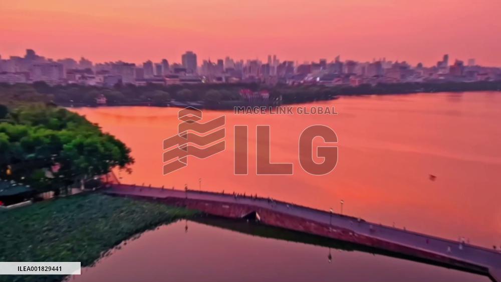 Vlog: pin trading bridges friendship at Hangzhou Asian Games