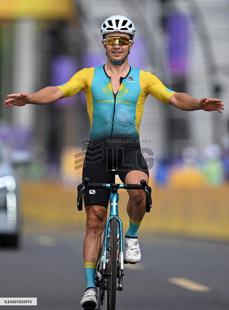 (SP)CHINA-CHUN'AN-ASIAN GAMES-CYCLING ROAD (CN)