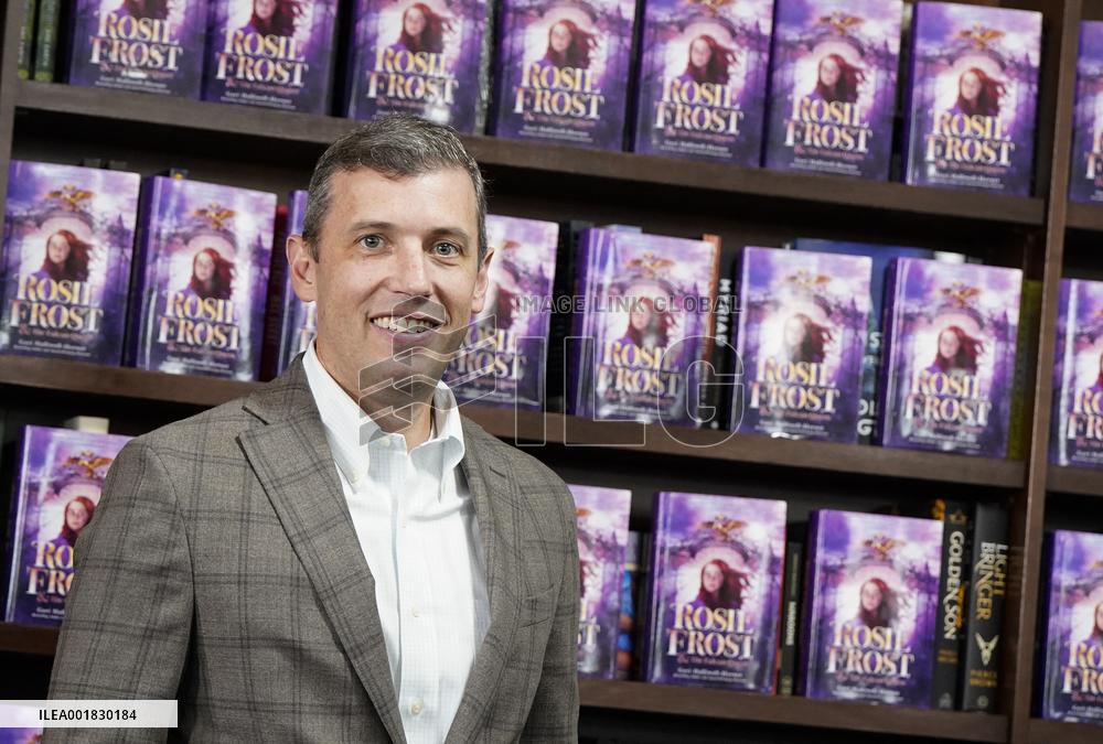 Geri Halliwell Horner Book Signing - NYC