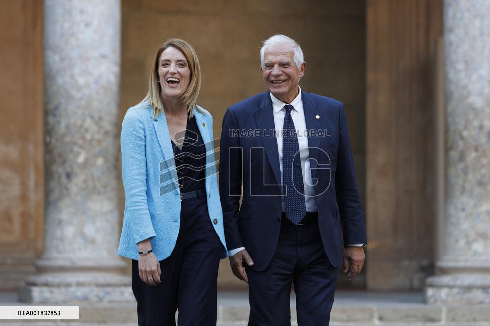Royals Host An Official Diner At The Alhambra - Granada