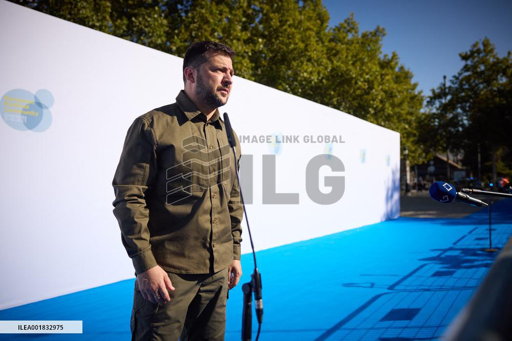 Zelensky At The EU Political Community Summit - Granada