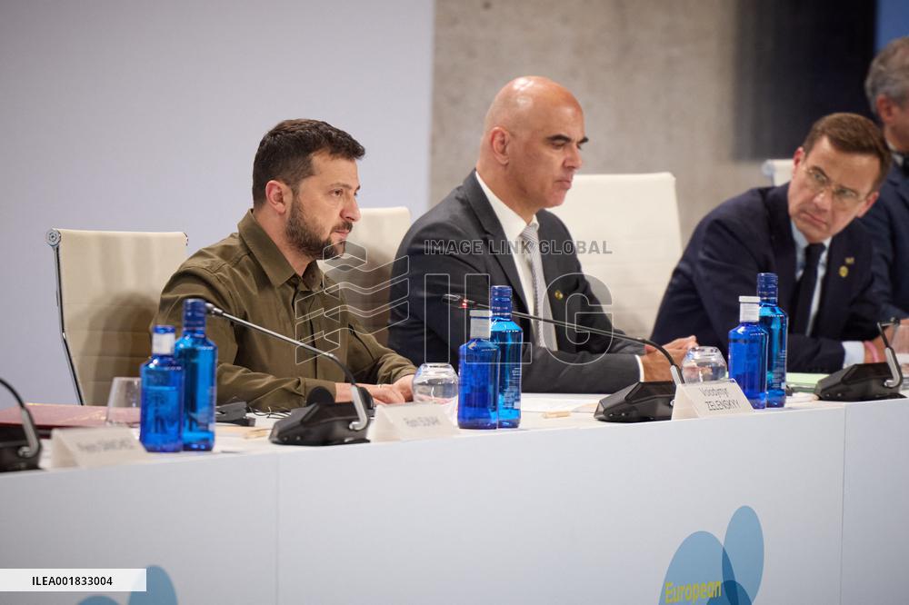 Zelensky At The EU Political Community Summit - Granada
