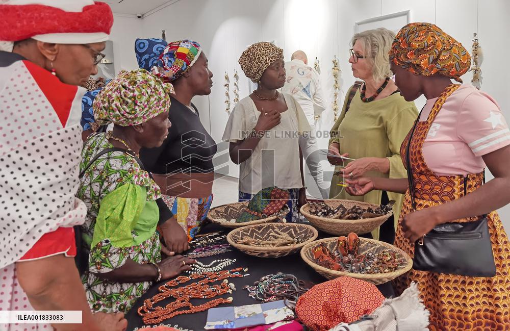 NAMIBIA-WINDHOEK-ARTISTS-EXHIBITION