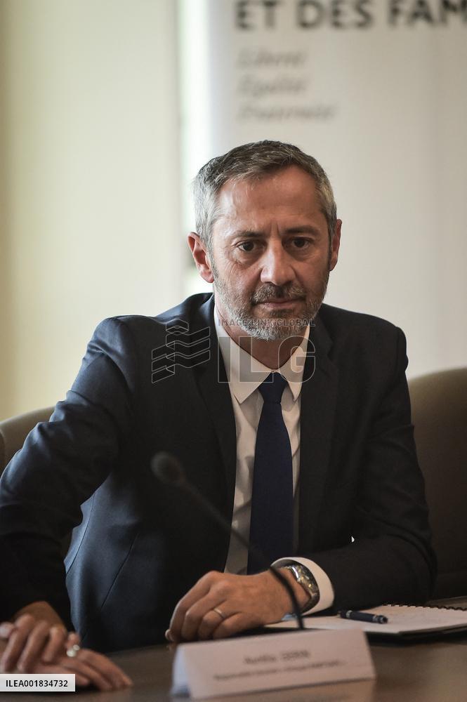 National Day Of Caregivers - Paris