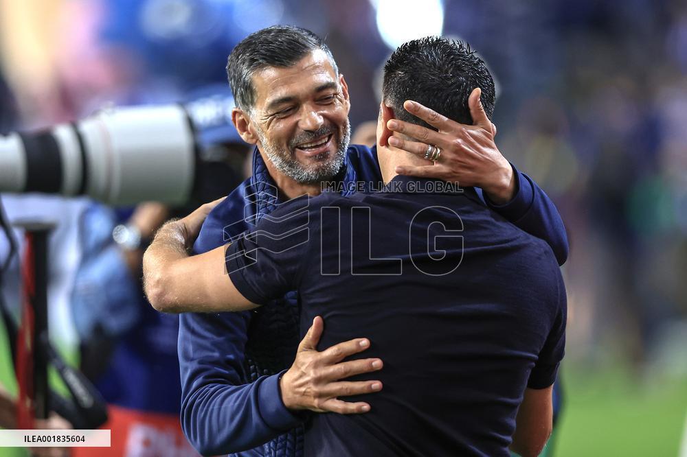 Champions League: FC Porto vs FC Barcelona