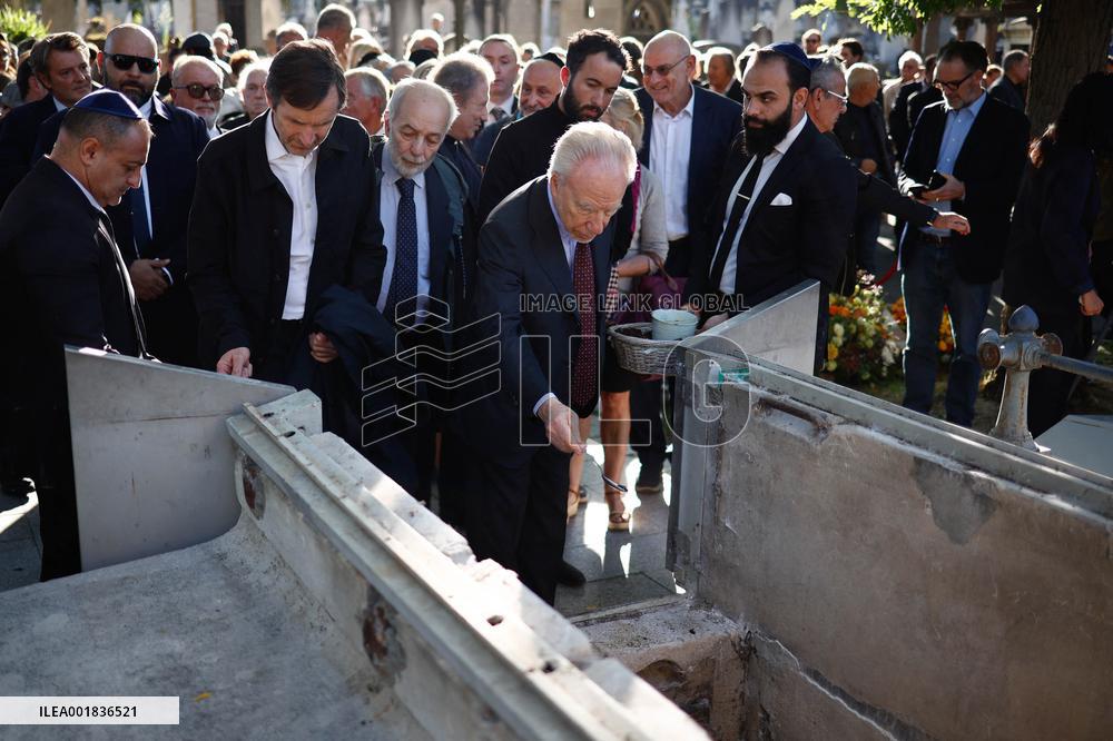 Funeral Of French Journalist Jean-Pierre Elkabbach - Paris