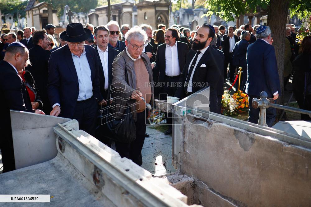 Funeral Of French Journalist Jean-Pierre Elkabbach - Paris