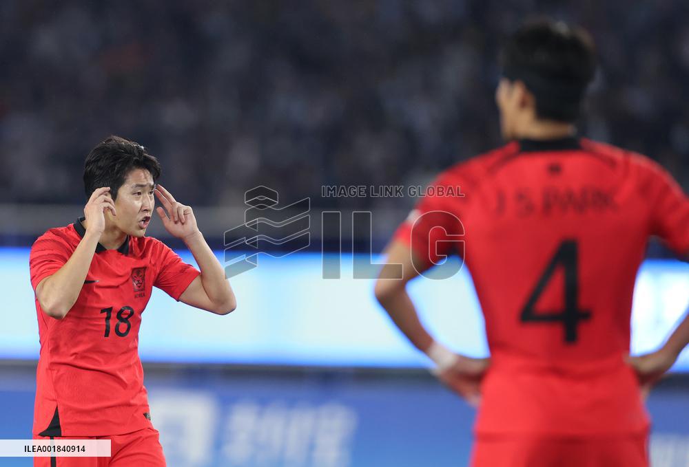 (SP)CHINA-HANGZHOU-ASIAN GAMES-FOOTBALL (CN)
