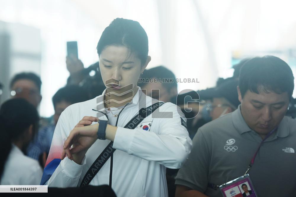 The delegations from the 19th Asian Games in Hangzhou returned home