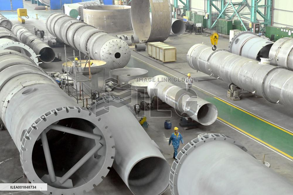 Workers Weld Steel Products in Jingjiang