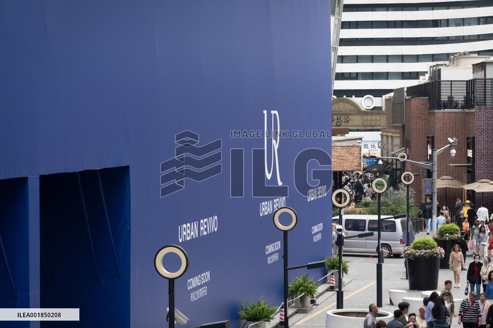 Urban Revivo Store Under Construction in Shanghai