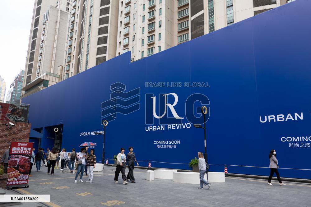 Urban Revivo Store Under Construction in Shanghai