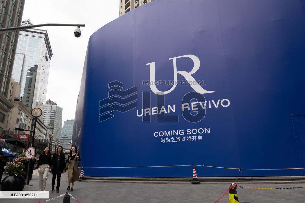 Urban Revivo Store Under Construction in Shanghai